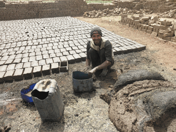 Making mud bricks on Ahmed's Farm
